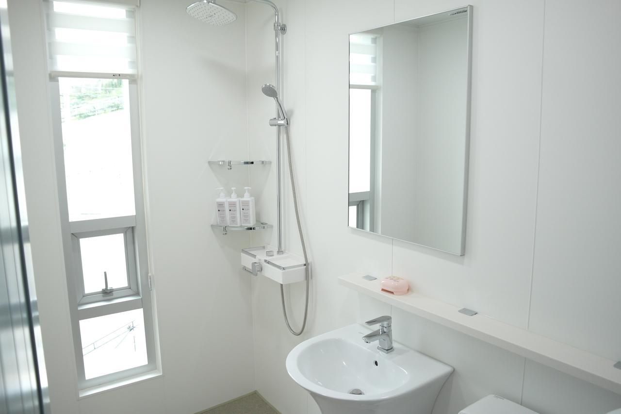 For You Hostel Yeosu Buitenkant foto